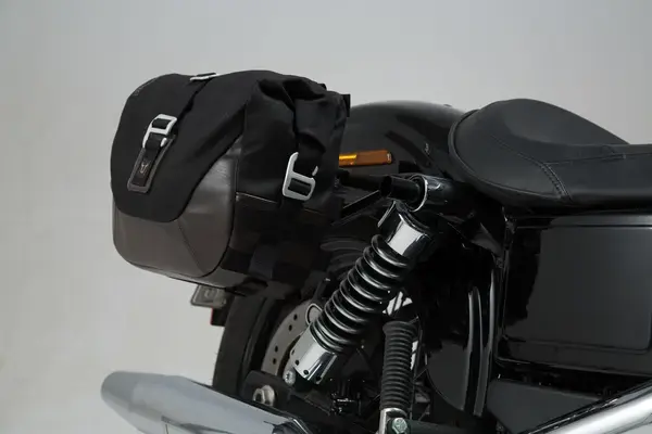 SW-MOTECH LC side bag sys legend