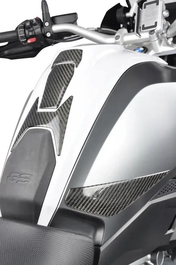 ফুয়েল ট্যাঙ্ক প্রটেকশন Uniracing — 2তম ভিউ