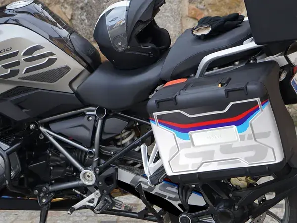 Θήκη προστασίας από γρατσουνιές BMW UNIRACING — προβολή 4