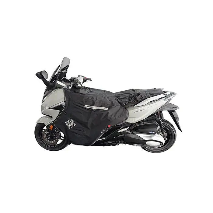 Tucano Thermoscud システム SGAS ホンダ フォルツァ R220 用 レッグカバー