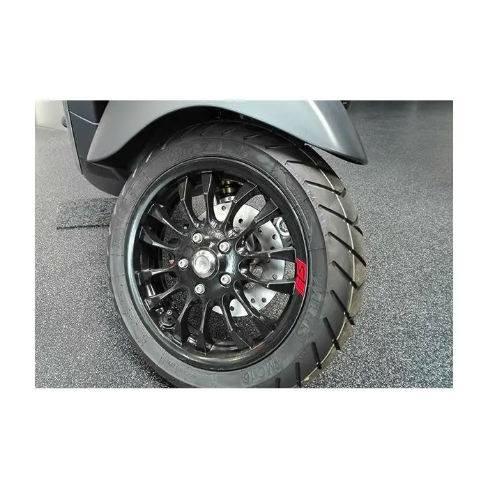 ملصق Piaggio أصلي عجلة يورو 3/4/5 Piaggio أحمر GTS 125cc، GTS جميع الموديلات، GTS Super 300cc، Sprint 2H001926000A1
