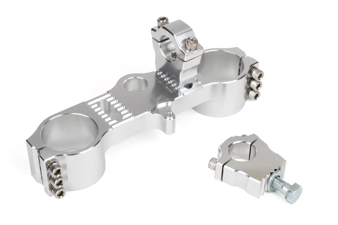 Kyoto Upper Fork Clamp Suzuki RM125/250/RMZ 2001-2004 + 40mm Bar Clamp for Ø28.6mm Handlebars
