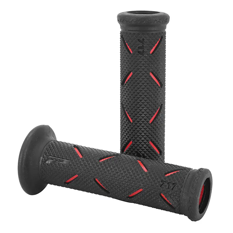 غطاء مقبض Progrip 717 مزدوج الكثافة أسود-أحمر Open End 122 ملم (زوج) — المنظر 3