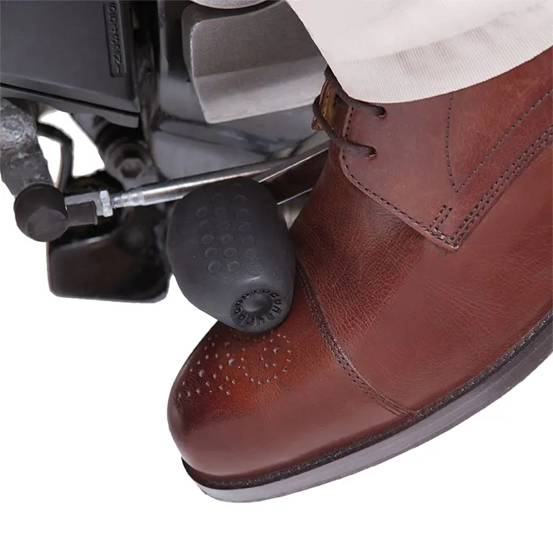 Protège-sélecteur Tucano Urbano New Foot On silicone noir