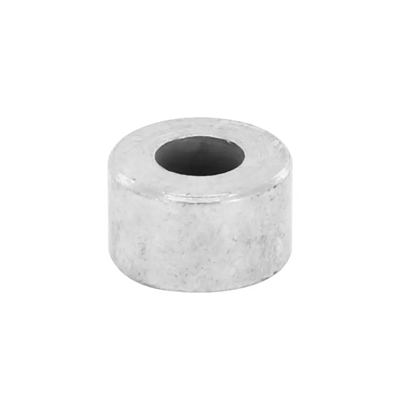Entretoise droite de culasse 8.2 x 17 x 10 mm MBK 85/88 moteur AV7-AV10 Sélection P2R