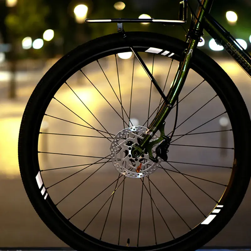 レーサー 40mm ホワイト 自転車ホイール用反射ステッカー - リフレクティブ ベルリン — 第3ビュー