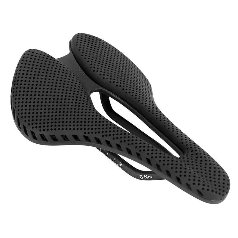 Selle 3D carbone T800 noir ouverte 245x155 rail carbone mat 215g NEWTON