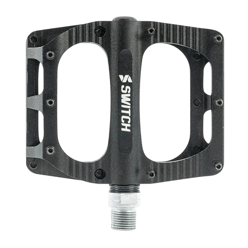 Pédales VTT plateforme freeride SWITCH large aluminium CNC noir filetage 9-16 avec picots (paire) 110x100mm