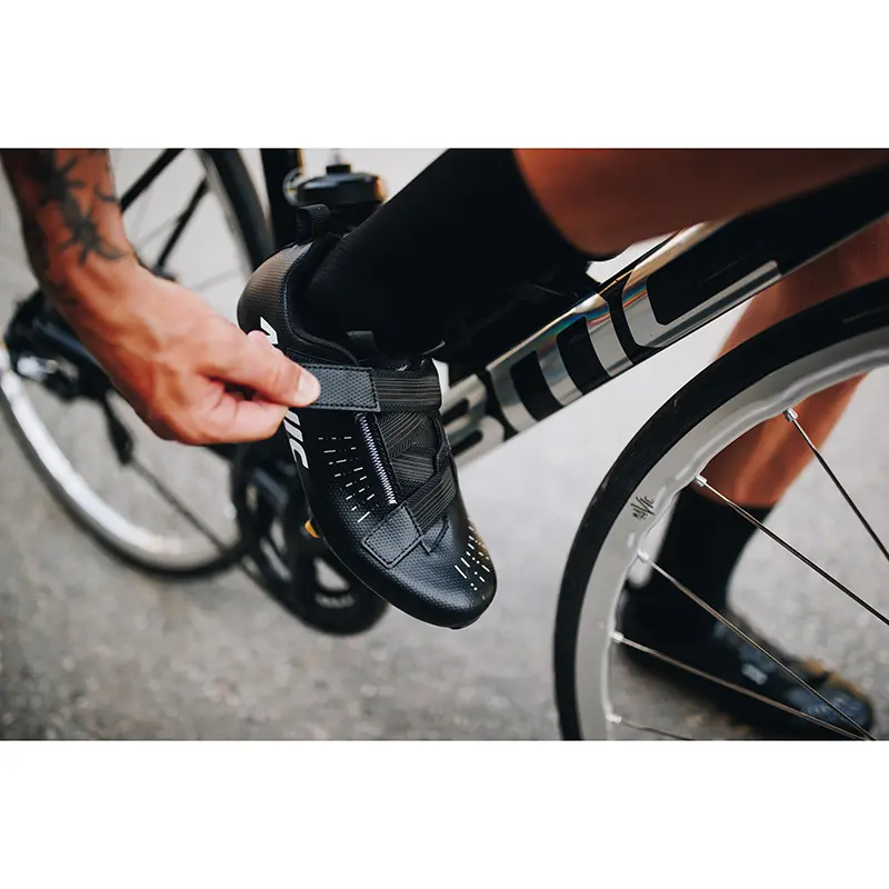 Landevejscykelsko Mavic Aksium Strap sort 41 velcrolukning 3-punkts fastgørelse kompatibel Look-Shimano — 4. billede