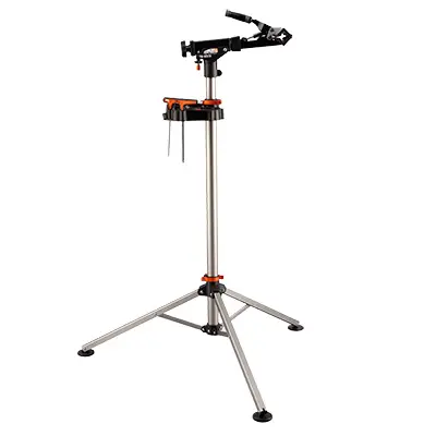Pied de montage vélo avec mâchoire et 3 pieds pivotant sur 360° Super B professionnel compatible VAE