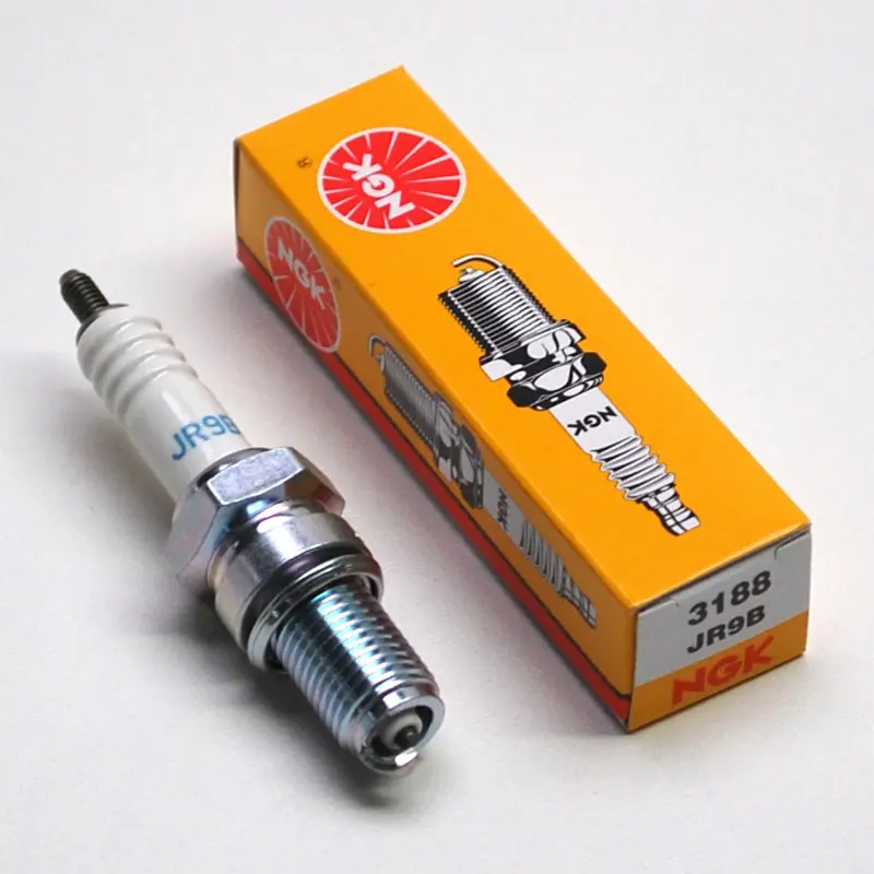Zündkerze NGK Spark Plugs — Ansicht 5