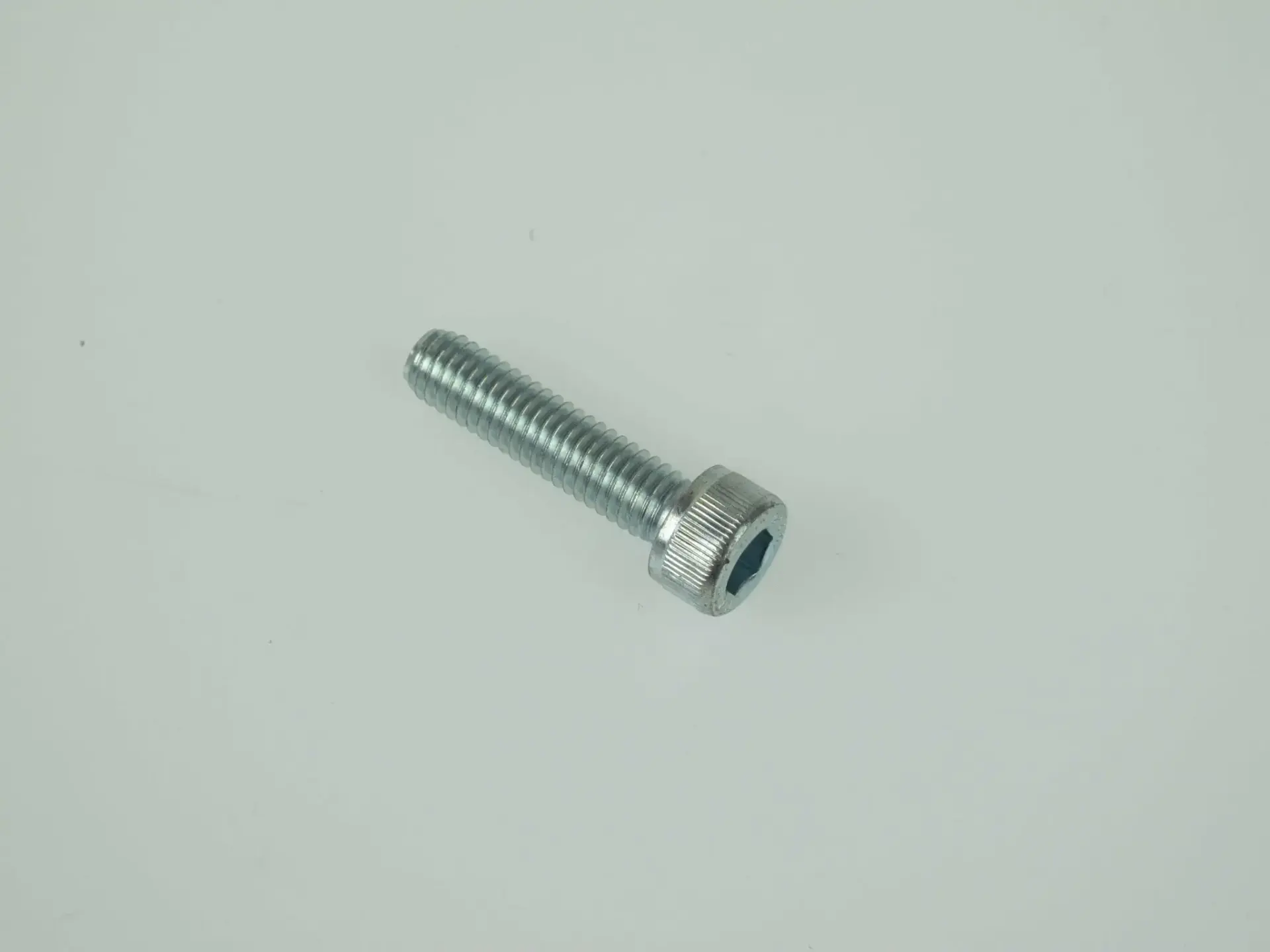 Sechskantschraube 6mm x 25mm für Lenker - Barkbusters