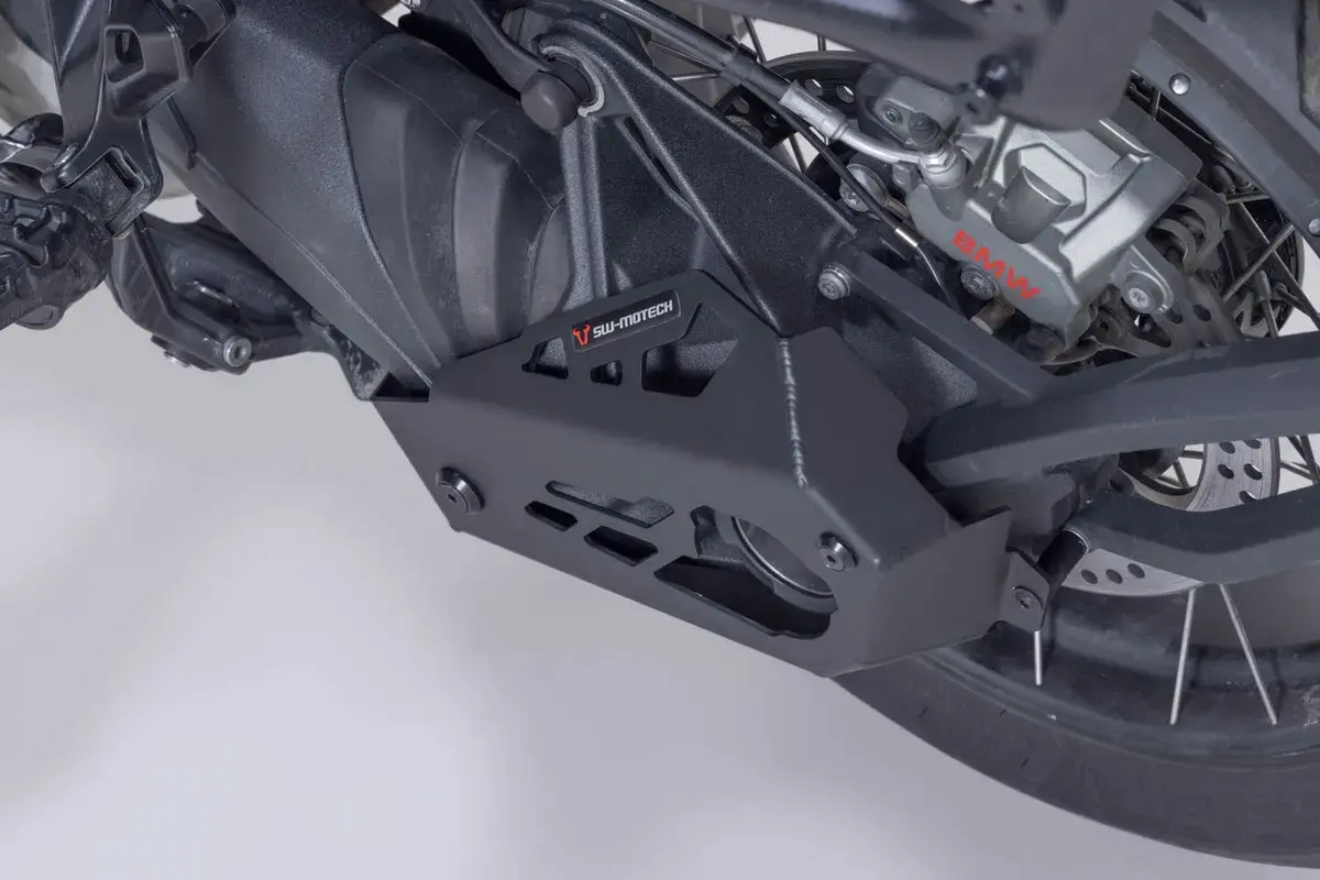 Kardan-Schutz R1300GS/R130 SW-MOTECH - Ketten-Schutz — Ansicht 4