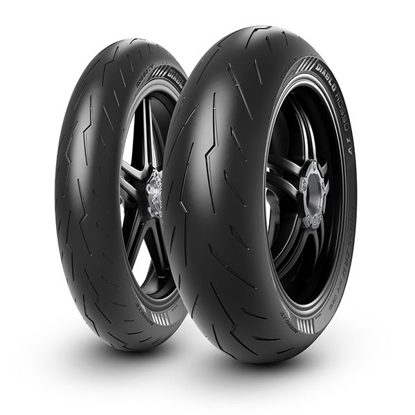 Pneu avant Pirelli Diablo Rosso IV 120/70ZR17 (58W) TL - vue 2